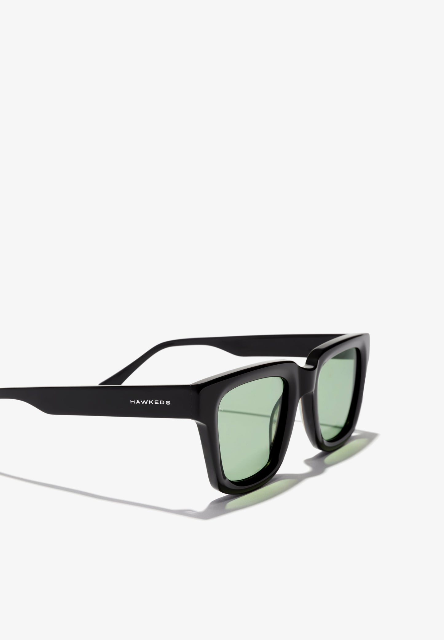 HAWKERS | ONE UPTOWN - BLACK APPLE