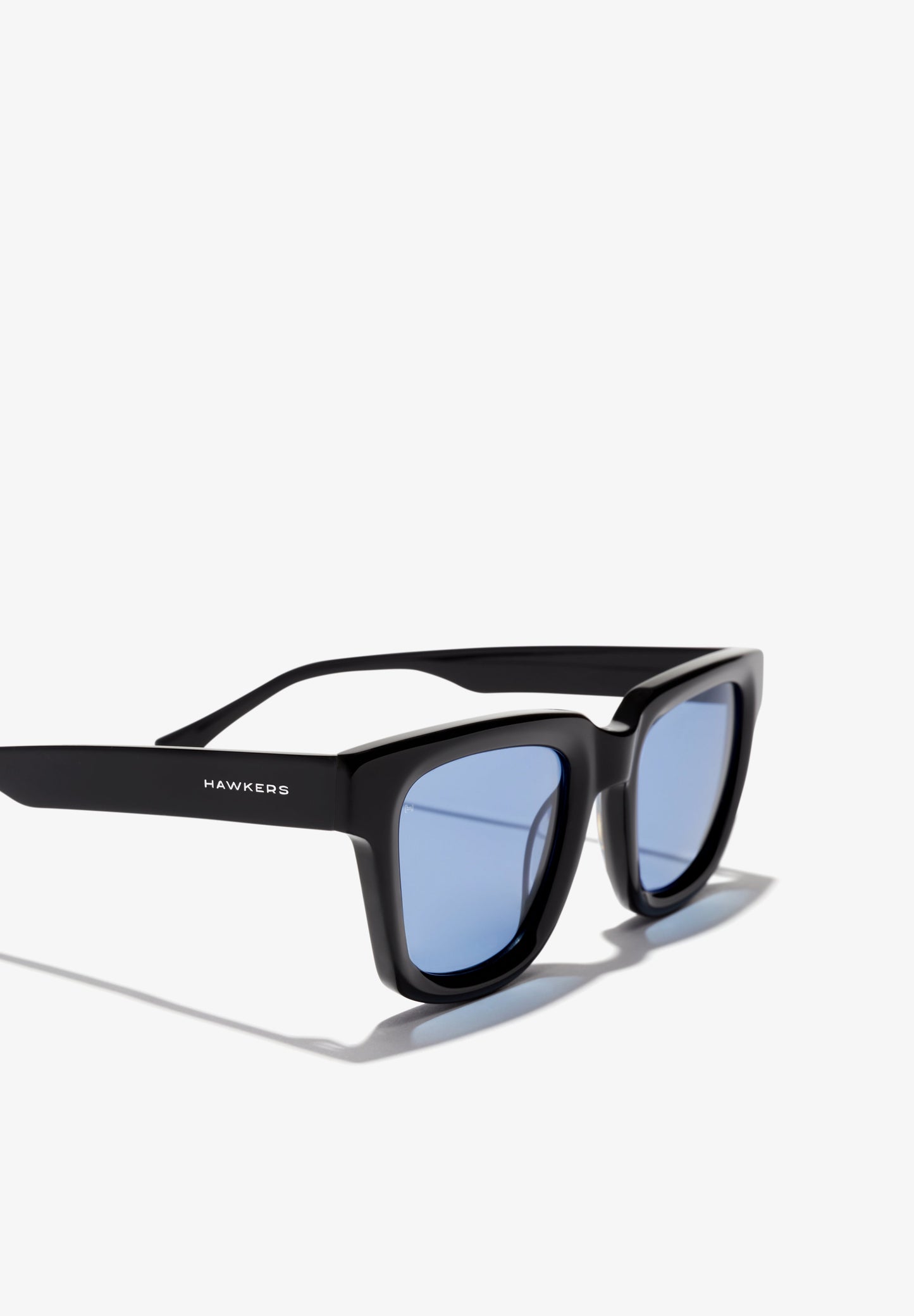 HAWKERS | ONE UPTOWN - BLACK BLUEBERRY