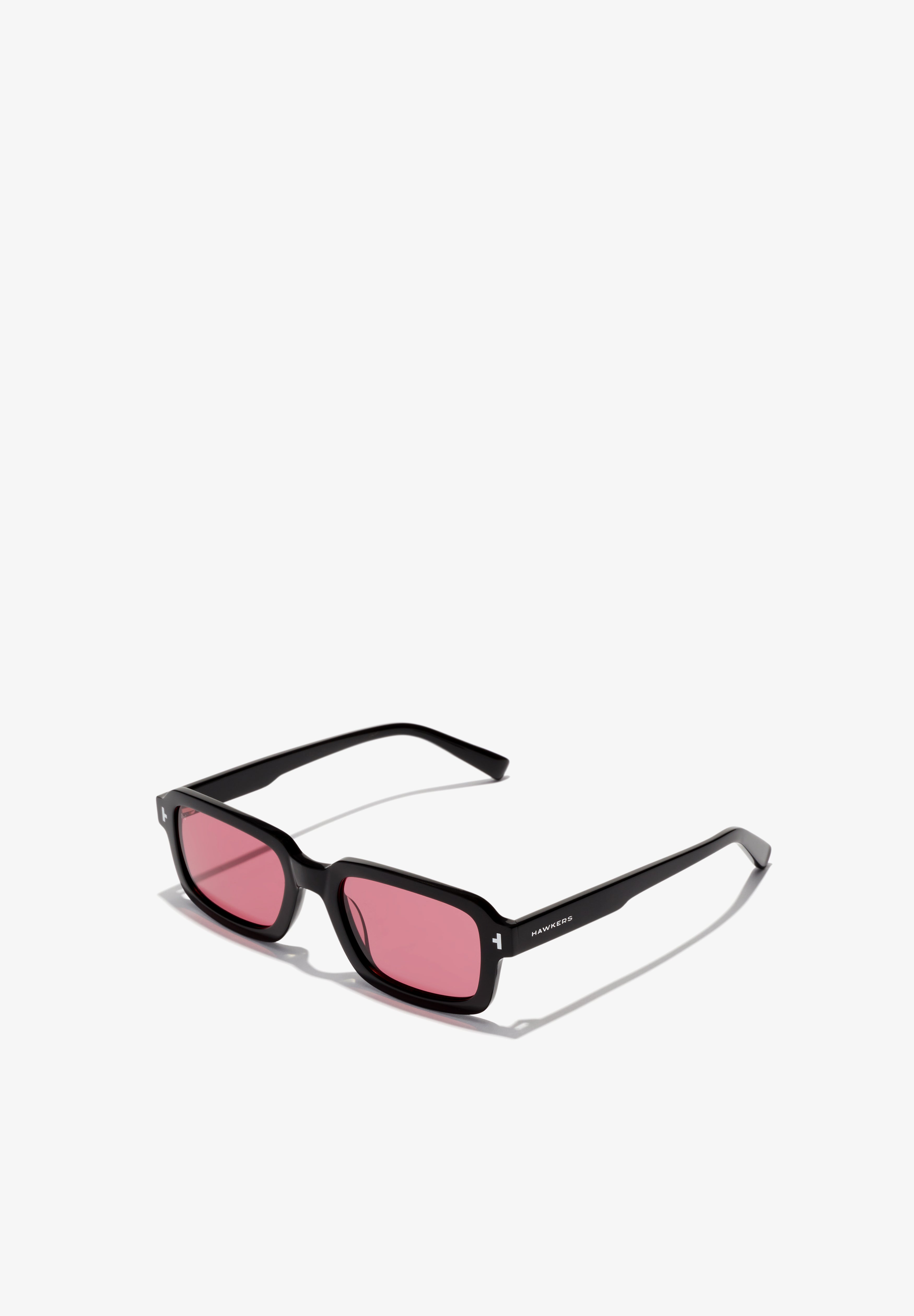 HAWKERS | POINT - BLACK CHERRY