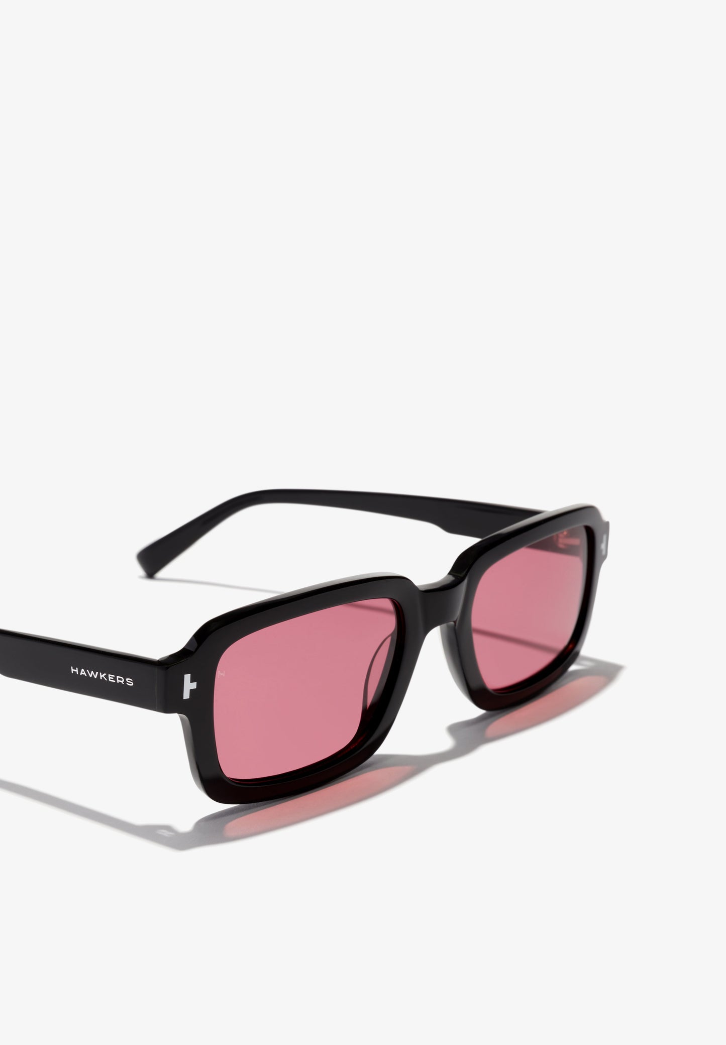 HAWKERS | POINT - BLACK CHERRY