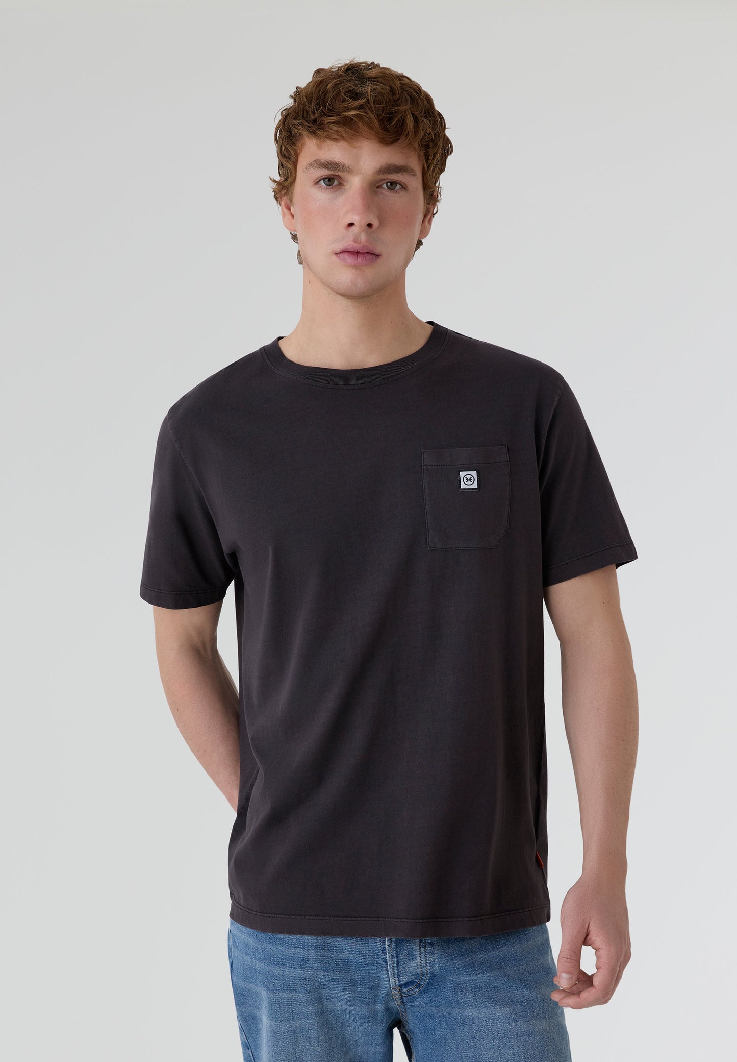 DEEPLY | DEEPLY LOGO LINE