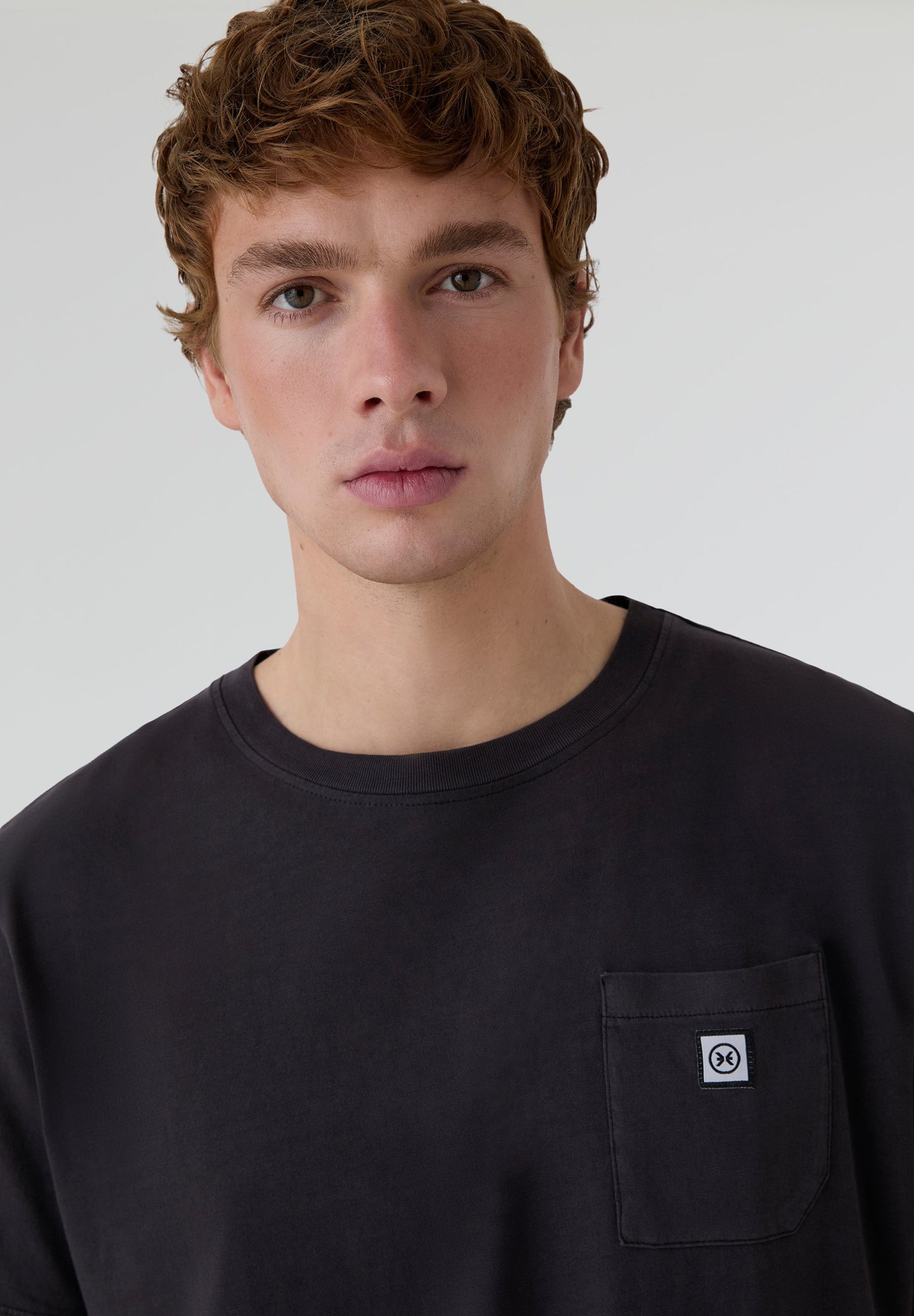 DEEPLY | DEEPLY LOGO LINE