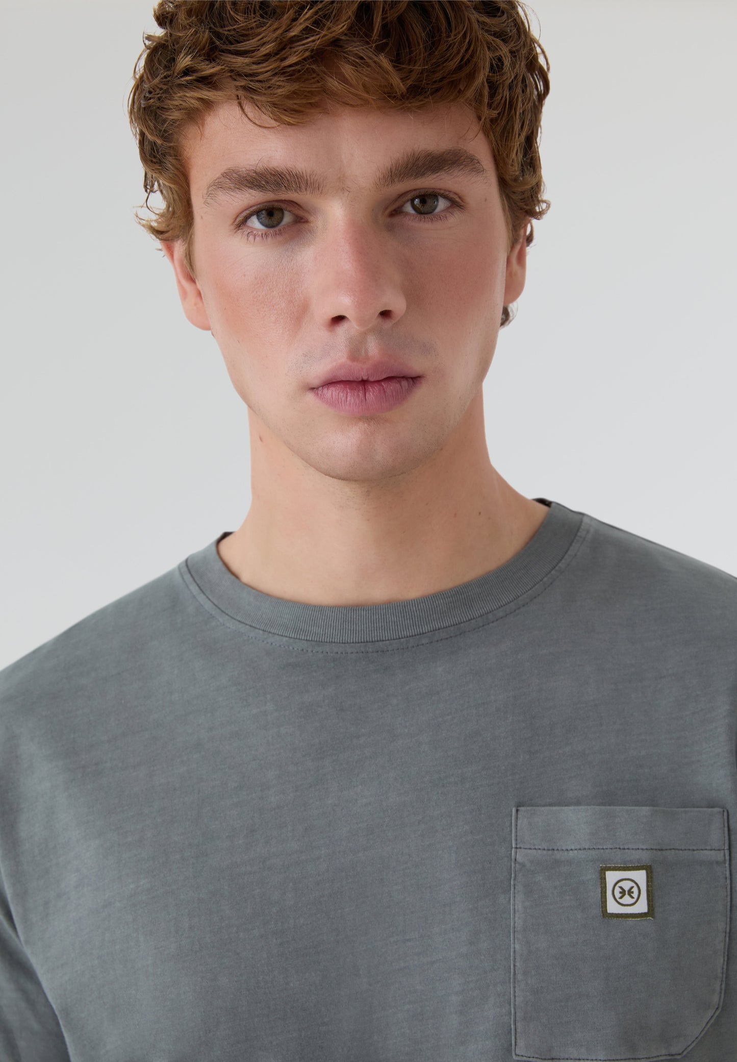 DEEPLY | DEEPLY LOGO LINE