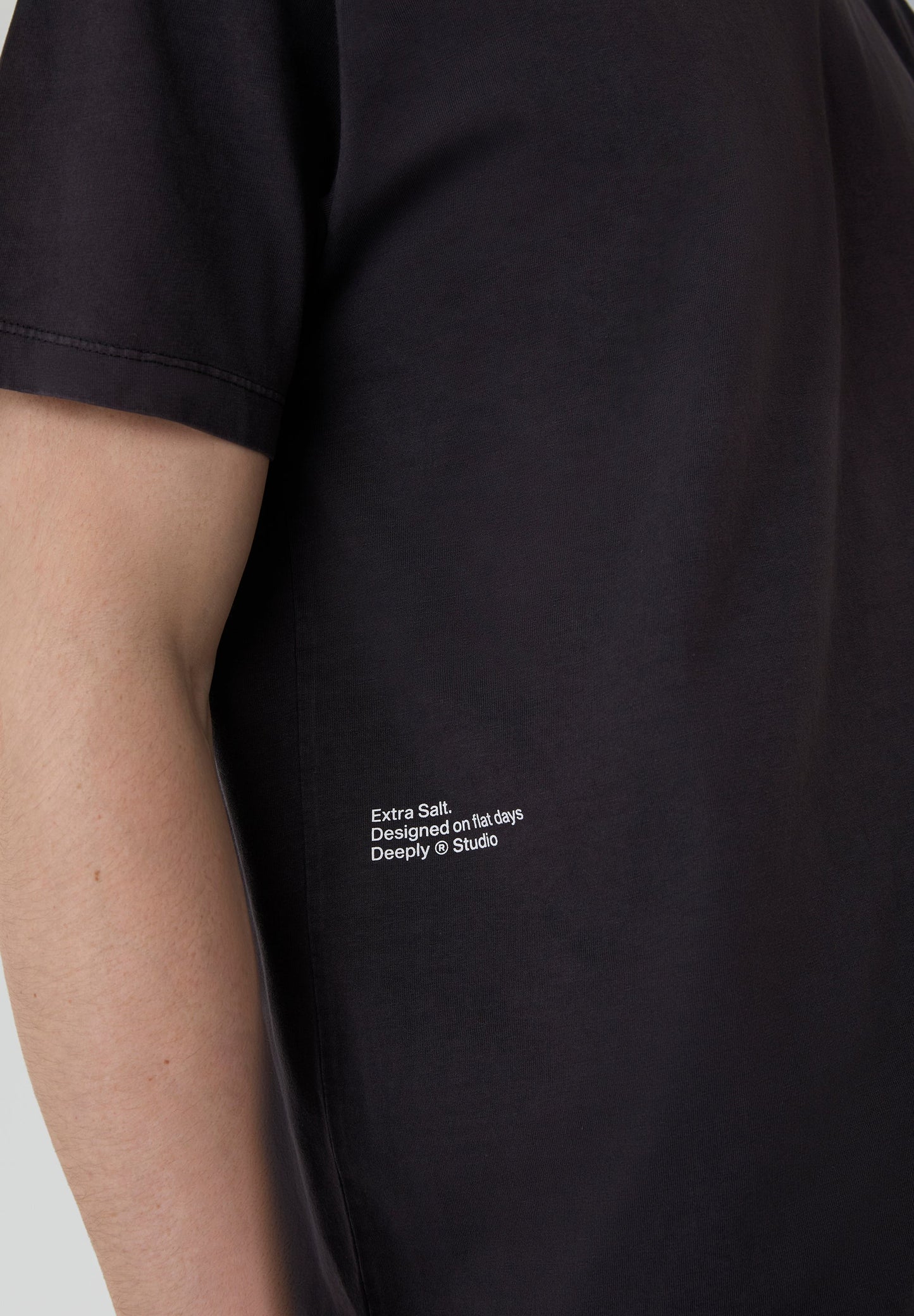 DEEPLY | EXTRA TEE