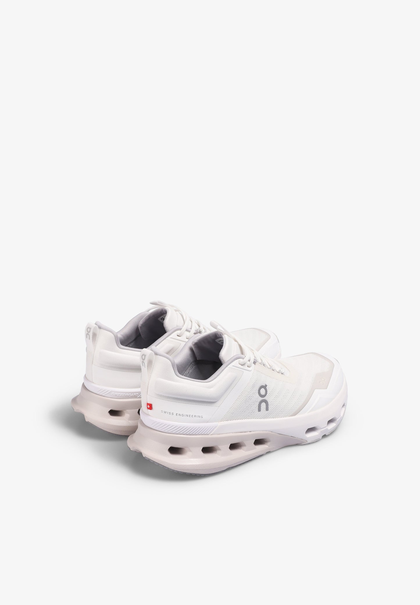 ON | SAPATILHAS CLOUDNOVA X DE MULHER