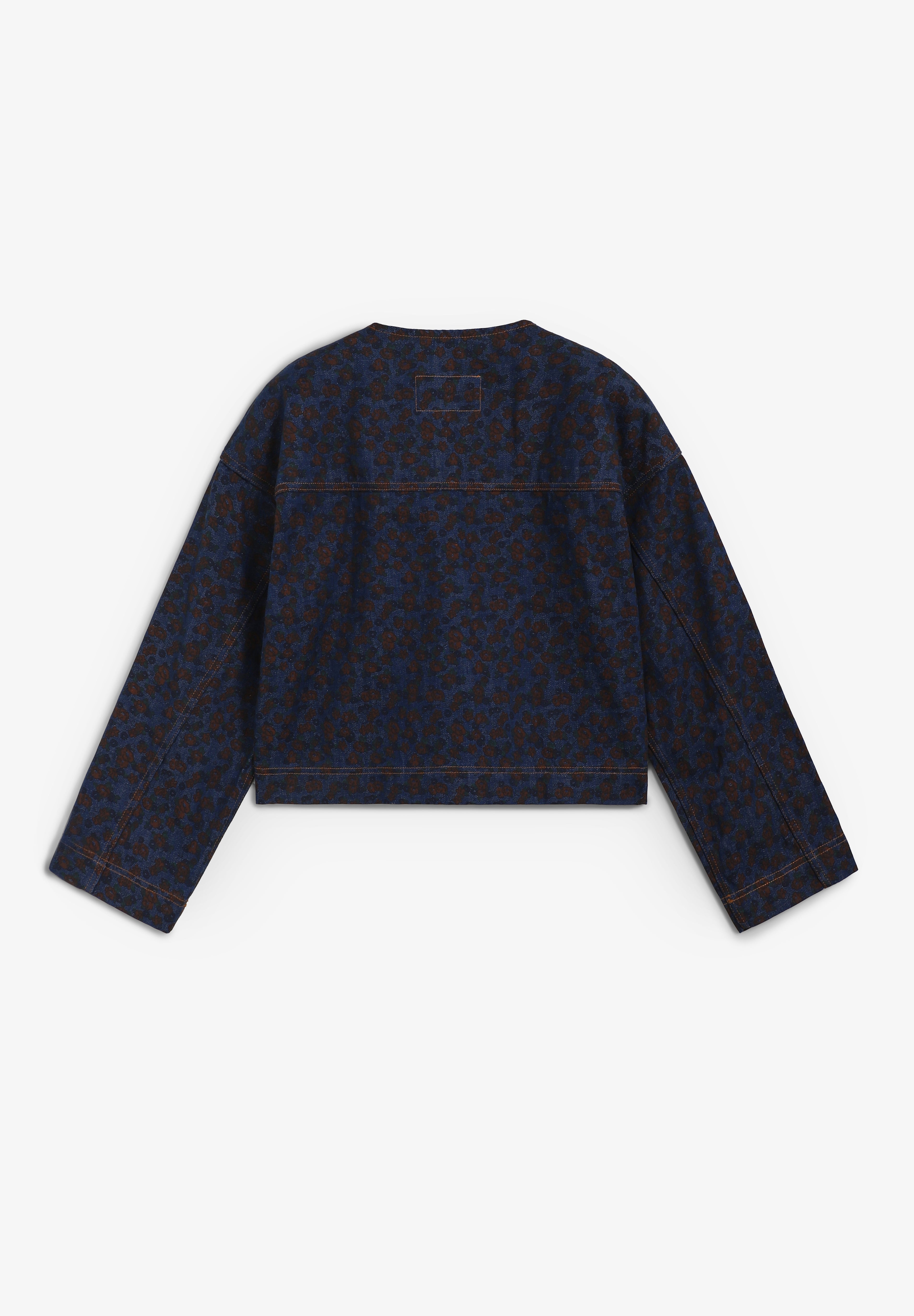 THE TINY BIG SISTER | CARDIGAN FLOWERS CROPPED