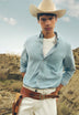 CAMISA DENIM COM BOLSO DE REMENDO