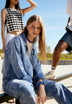 CASACO EM DENIM COM PORMENORES BORDADOS