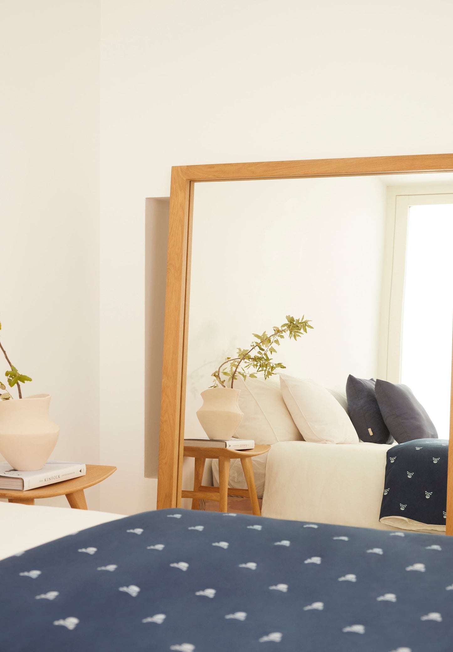 CAMA 150 CM | CONJUNTO DE CAPA DE EDREDÃO E ALMOFADAS SKULLS