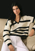 SWEATER ÀS RISCAS EM CROCHET