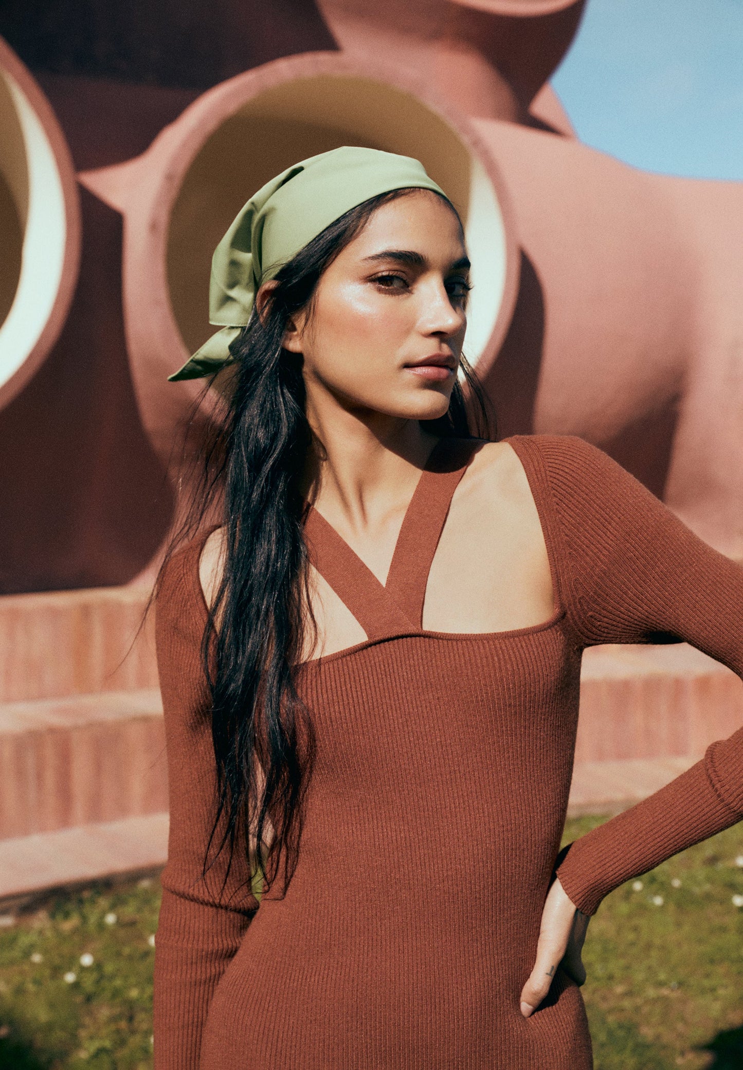 VESTIDO MIDI DE MALHA CANELADA