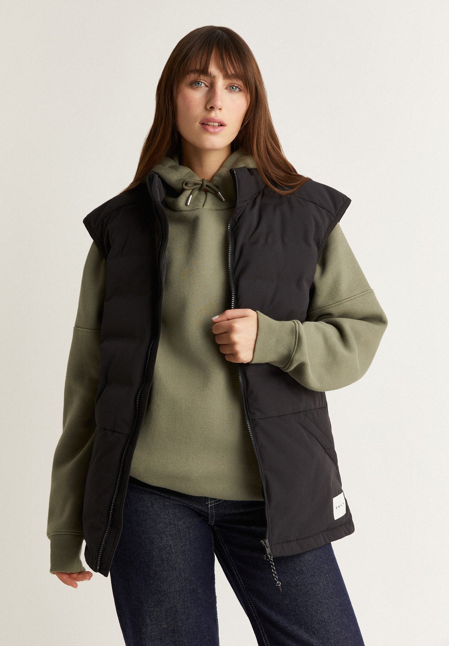 DEEPLY | FOAM PUFFER VEST