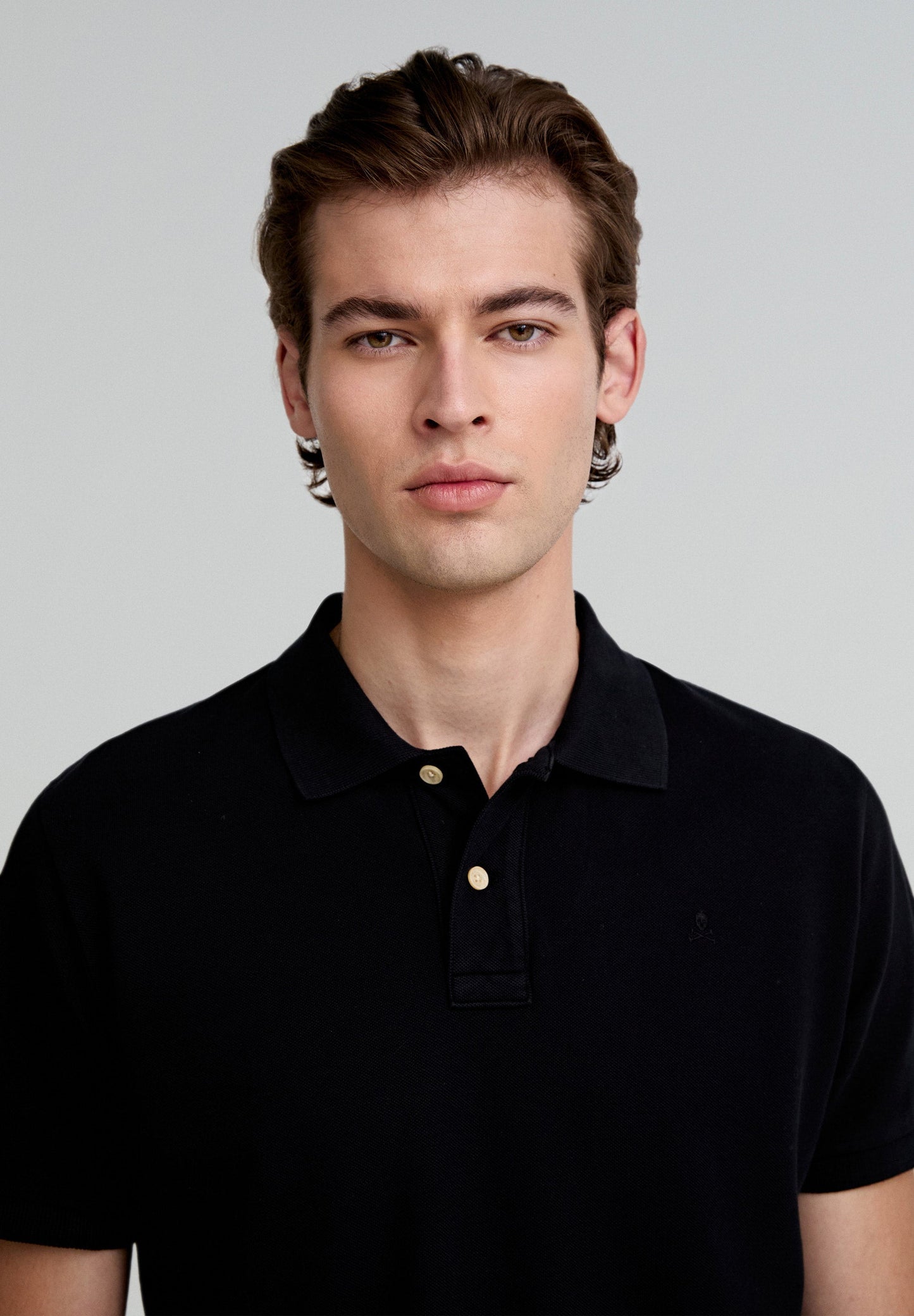 CAMISA POLO BÁSICA COM SKULL