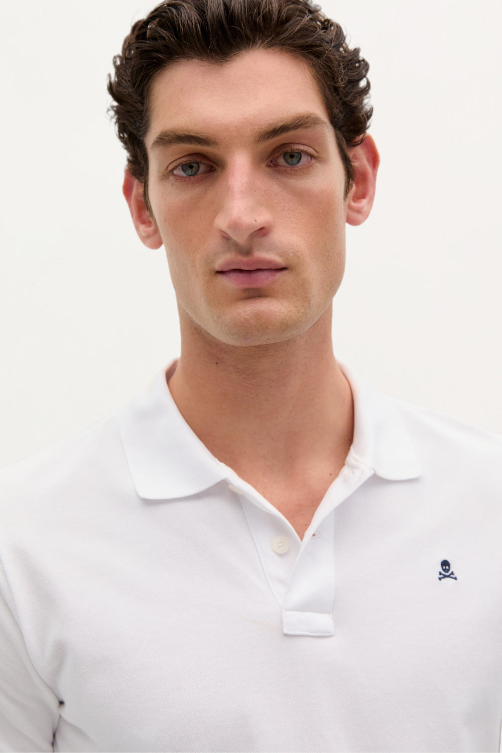 POLO BÁSICO CALAVERA CONTRASTE - Scalpers