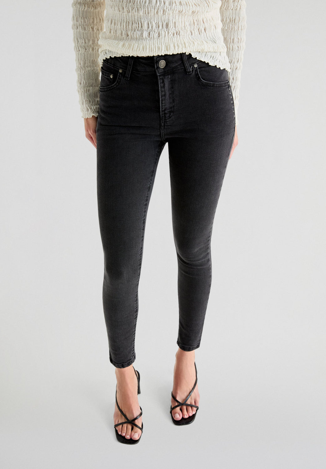 JEANS PITILLO TACHUELAS - Scalpers