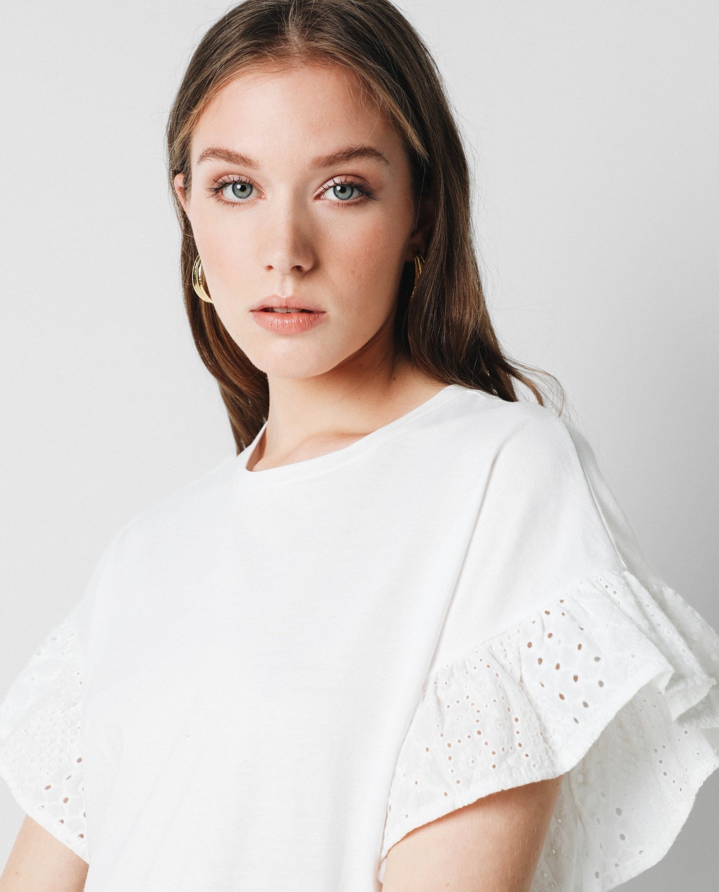 MINI VESTIDO COM BORDADO INGLÊS