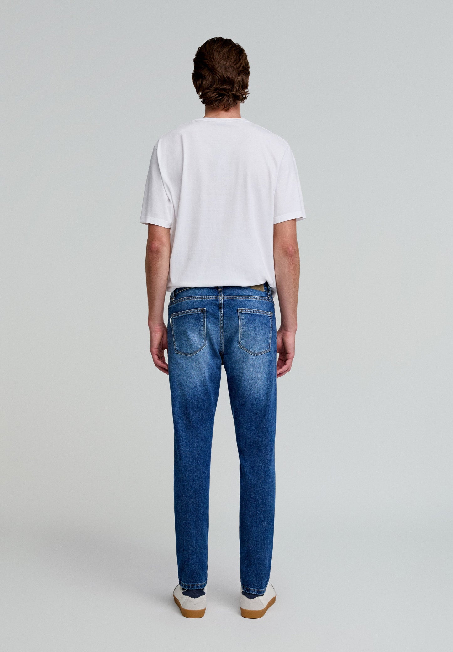 JEANS BÁSICOS SLIM FIT