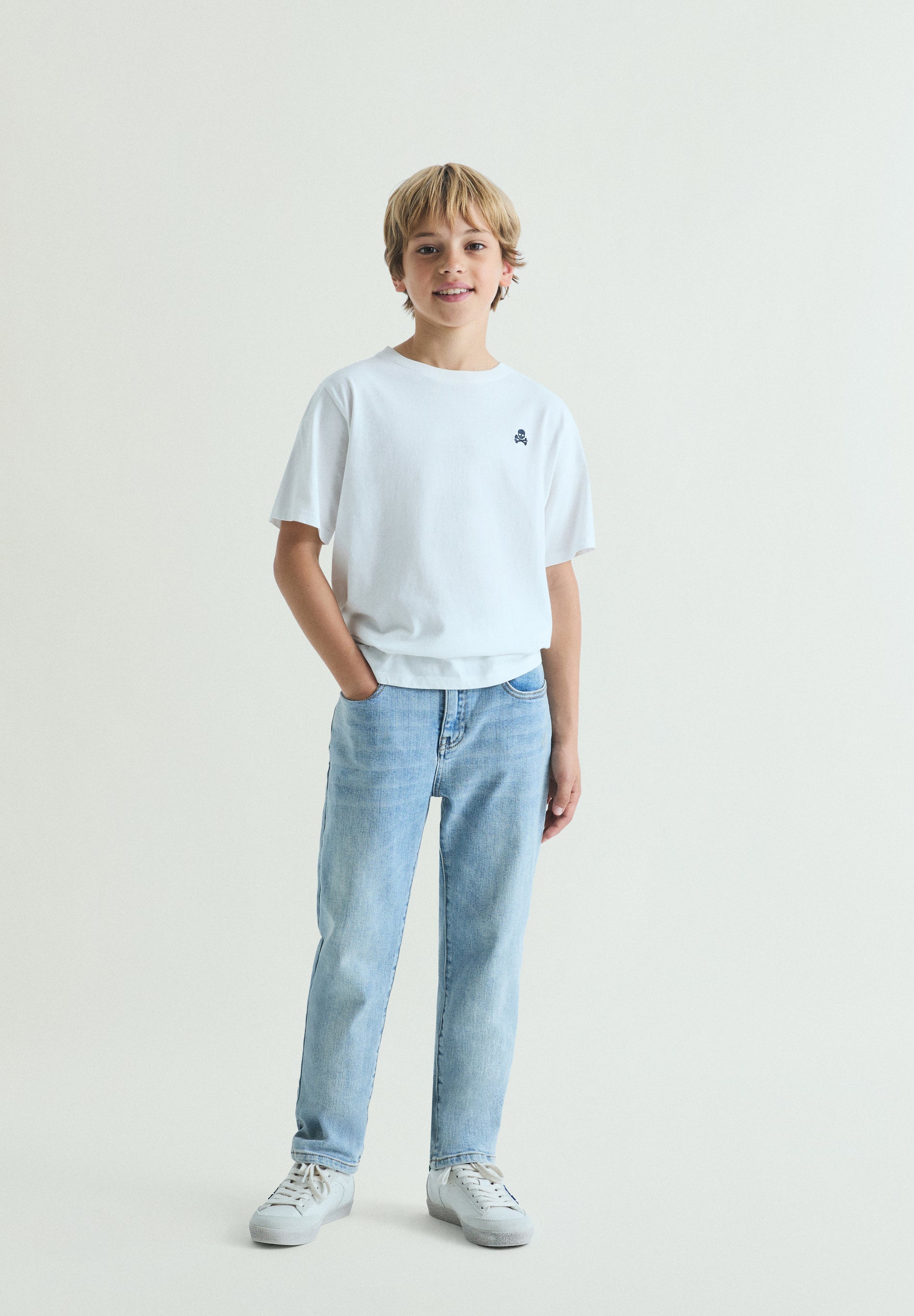 PANTALÓN VAQUERO