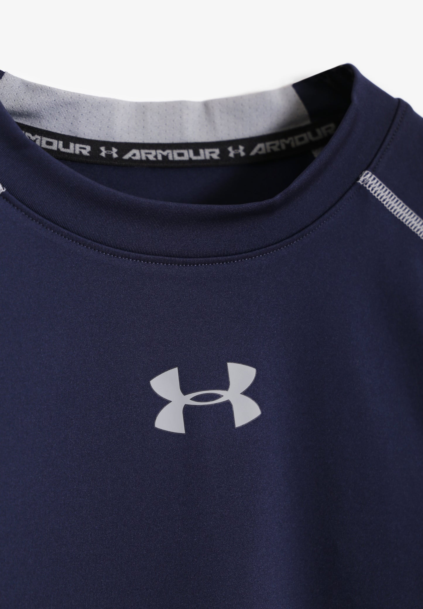 UNDER ARMOUR | CAMISETA DEPORTIVA AJUSTADA