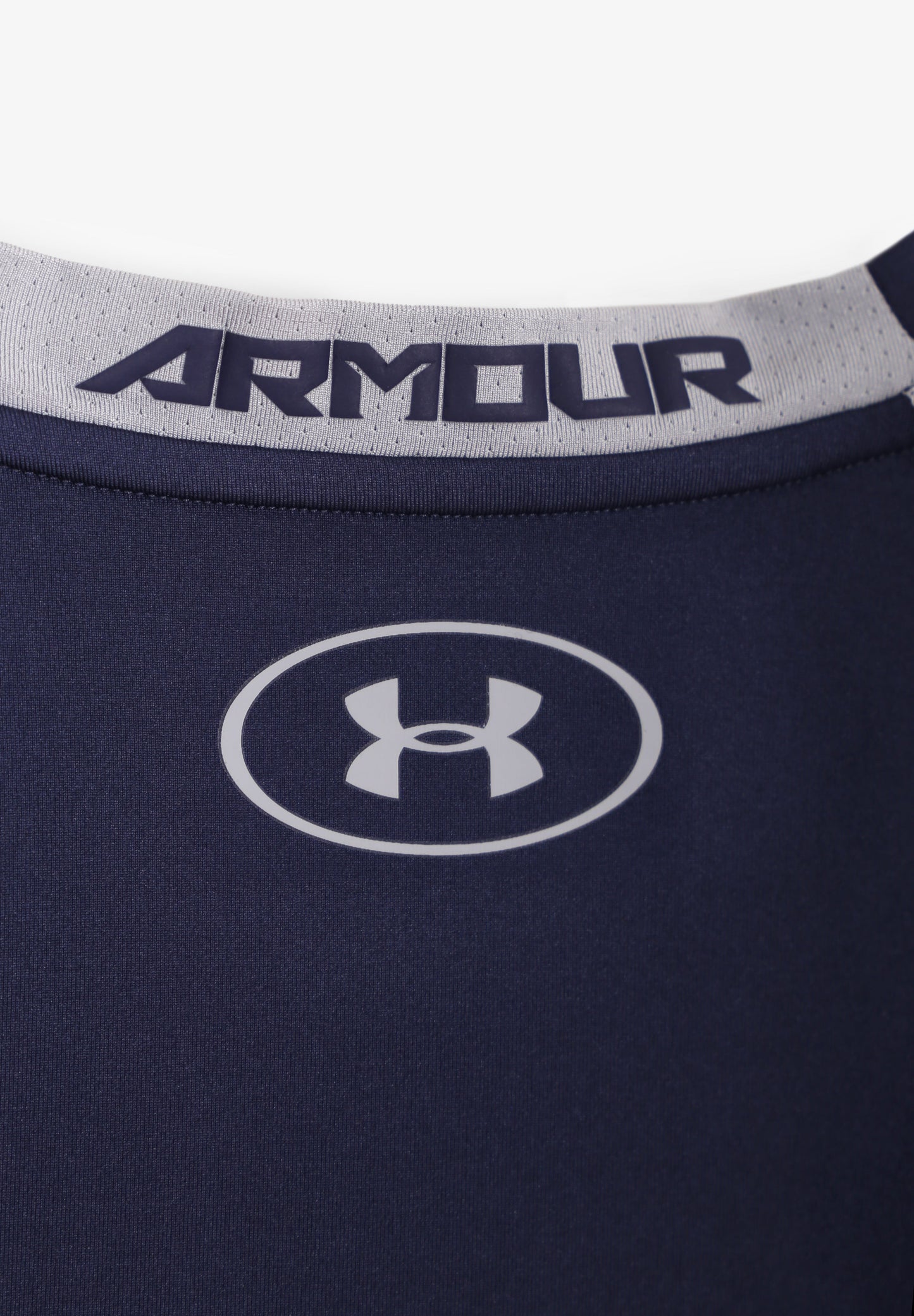UNDER ARMOUR | CAMISETA DEPORTIVA AJUSTADA