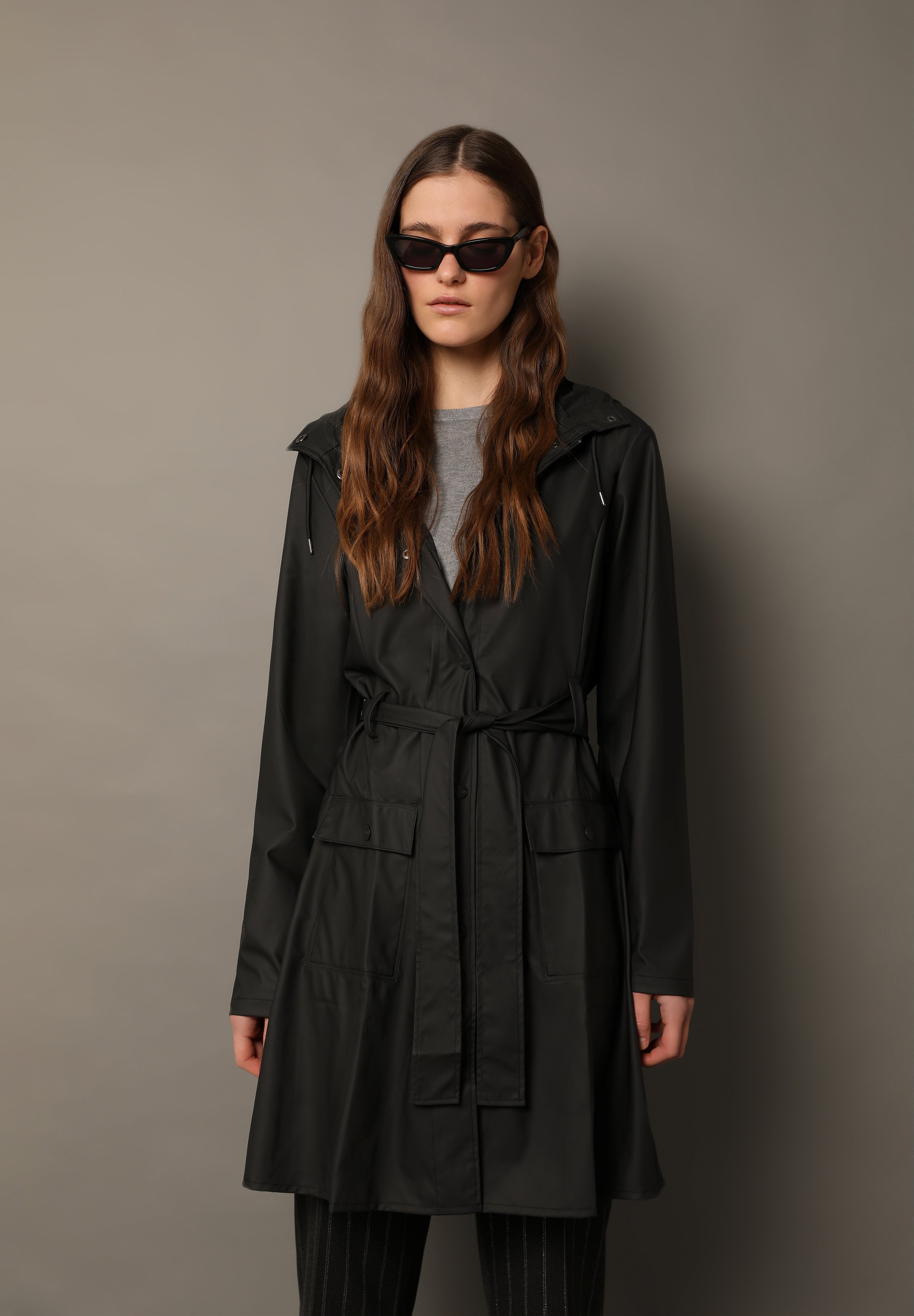 RAINS | CARDIGAN IMPERMEÁVEL COM AJUSTE NA CINTURA