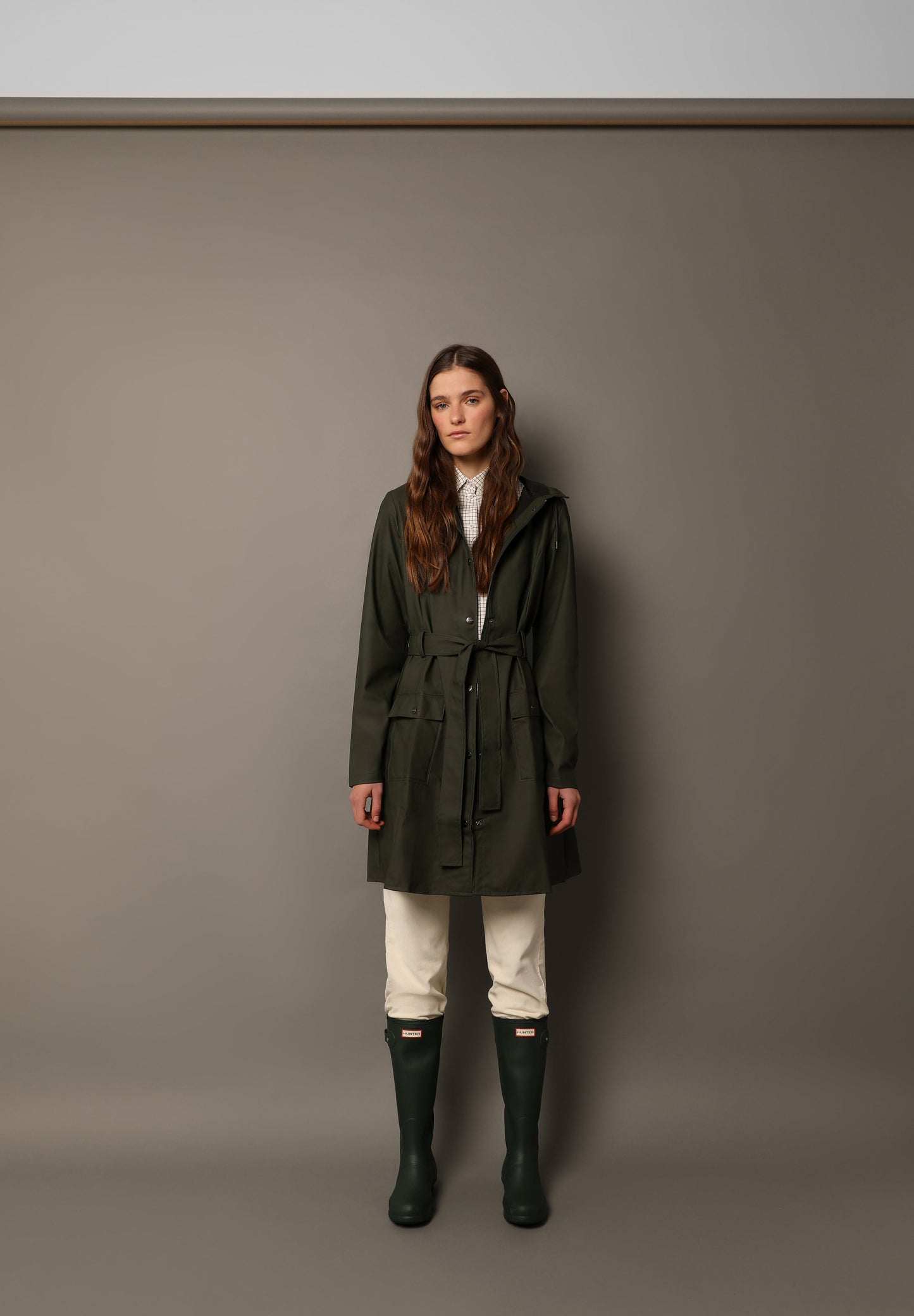 RAINS | CARDIGAN IMPERMEÁVEL COM AJUSTE NA CINTURA