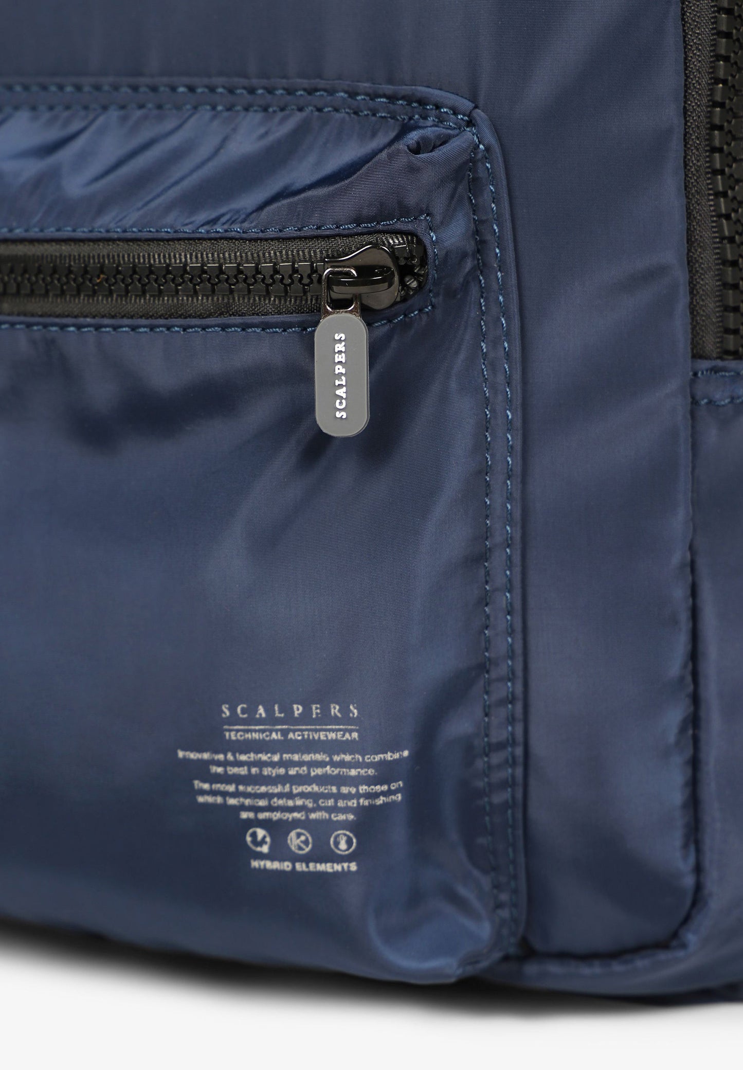 MOCHILA BÁSICA COM LOGÓTIPO