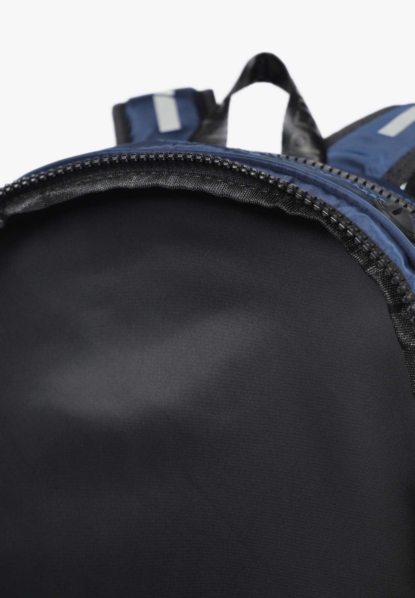 MOCHILA BÁSICA COM LOGÓTIPO