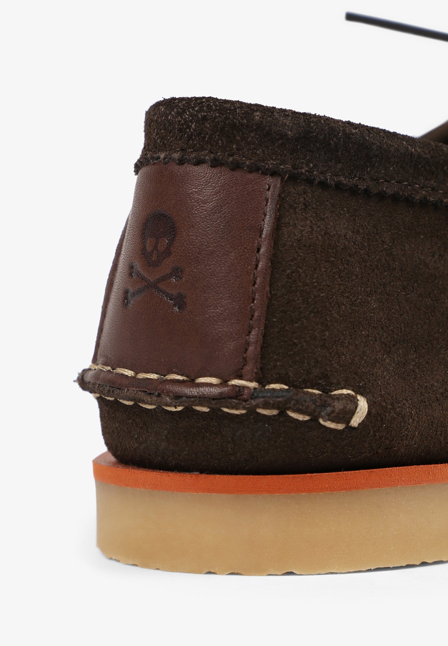 SAPATOS DE CAMURÇA COM FRANJAS