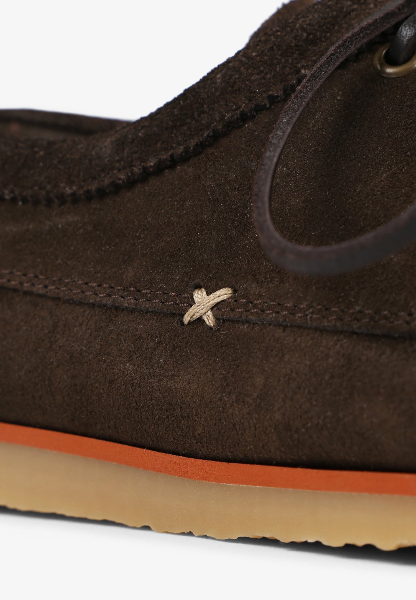 SAPATOS DE CAMURÇA COM FRANJAS