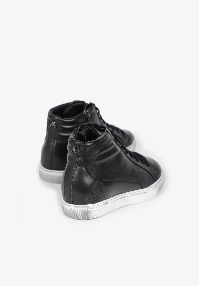 SNEAKERS TIPO BOTAS EM PELE