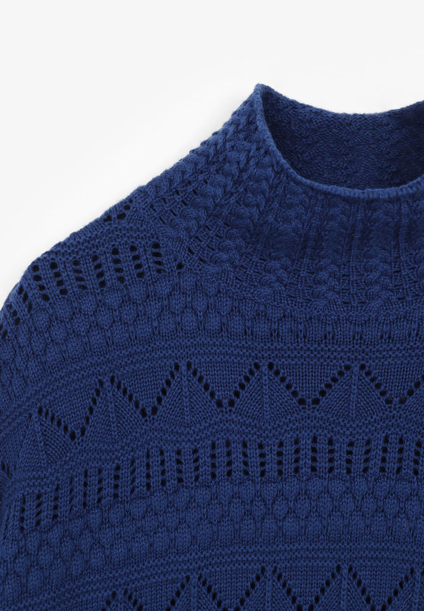 SWEATER GOLA ALTA RENDILHADO