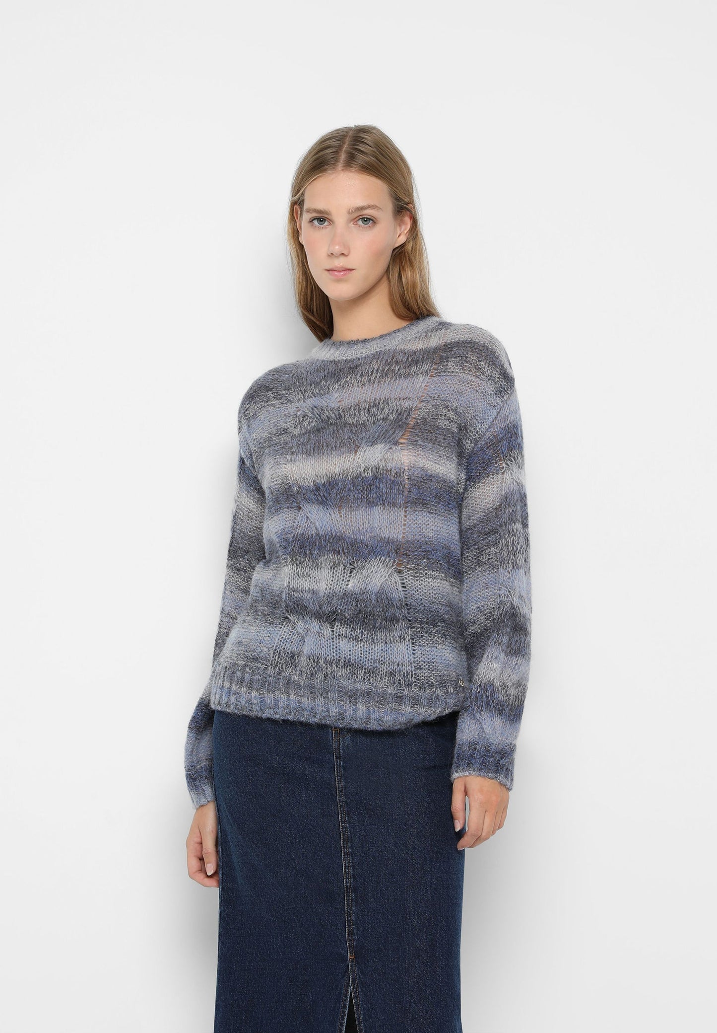 SWEATER PORMENOR DE OMBROS