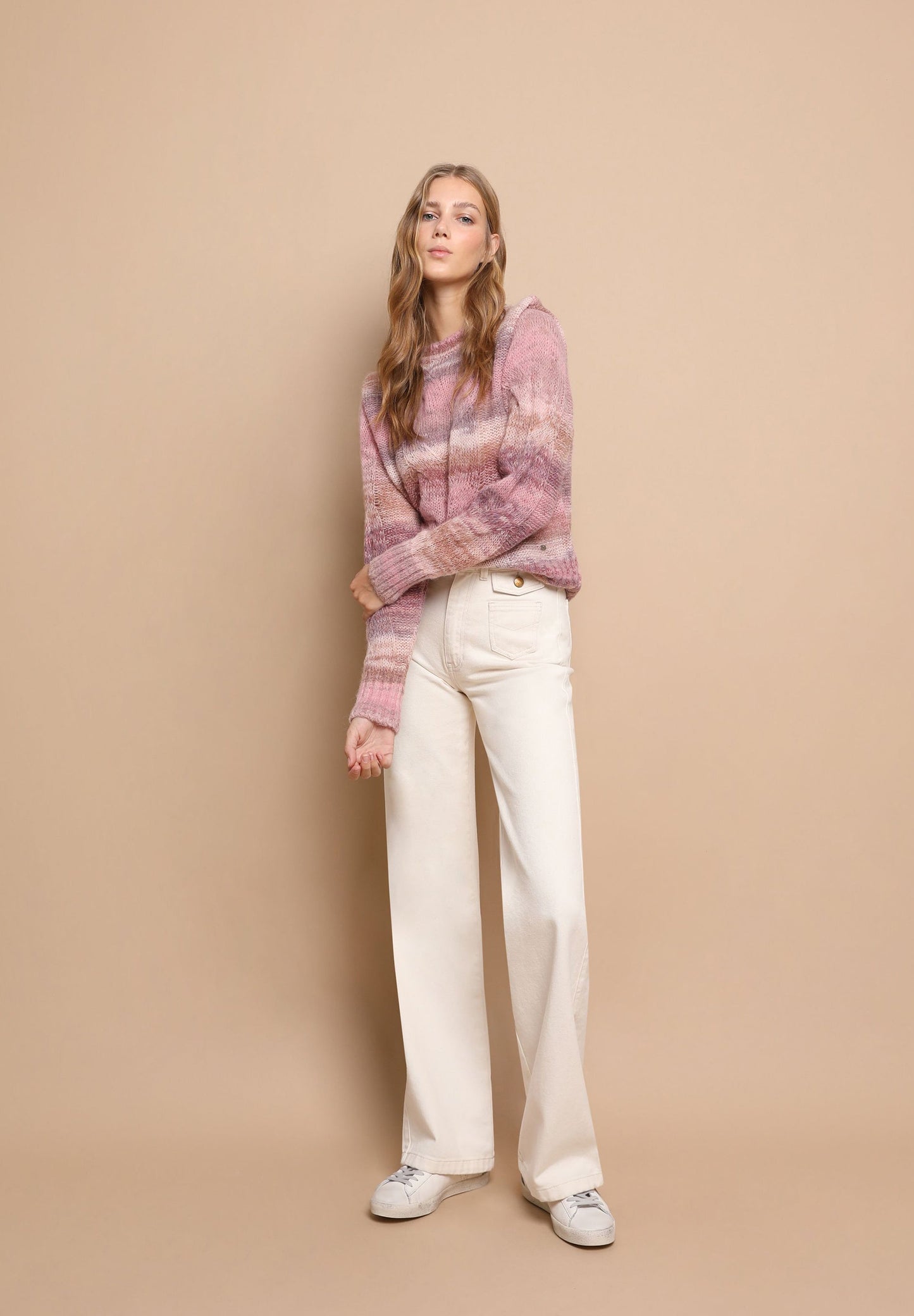 SWEATER PORMENOR DE OMBROS