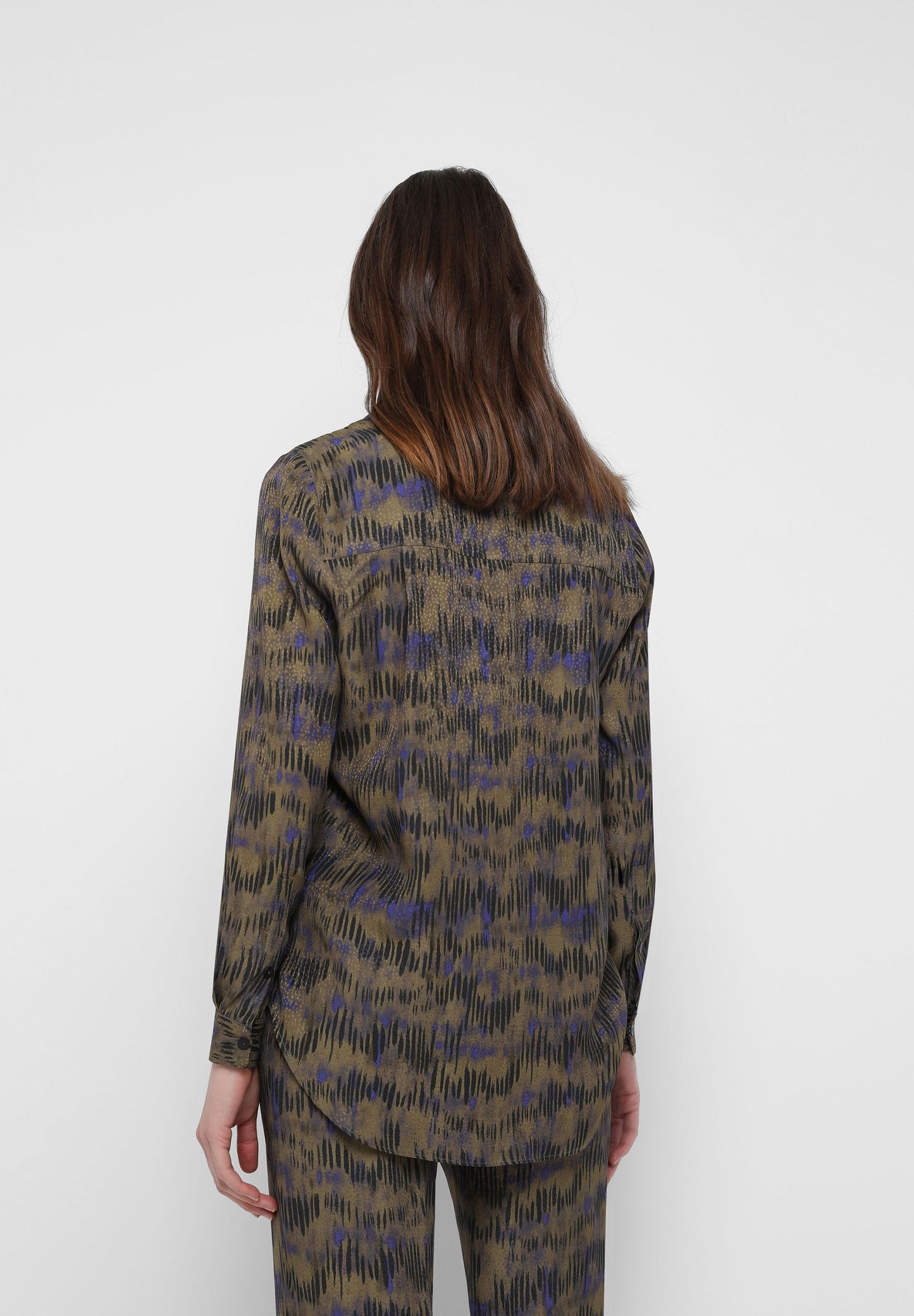 CAMISA ESTAMPADA FLUIDA