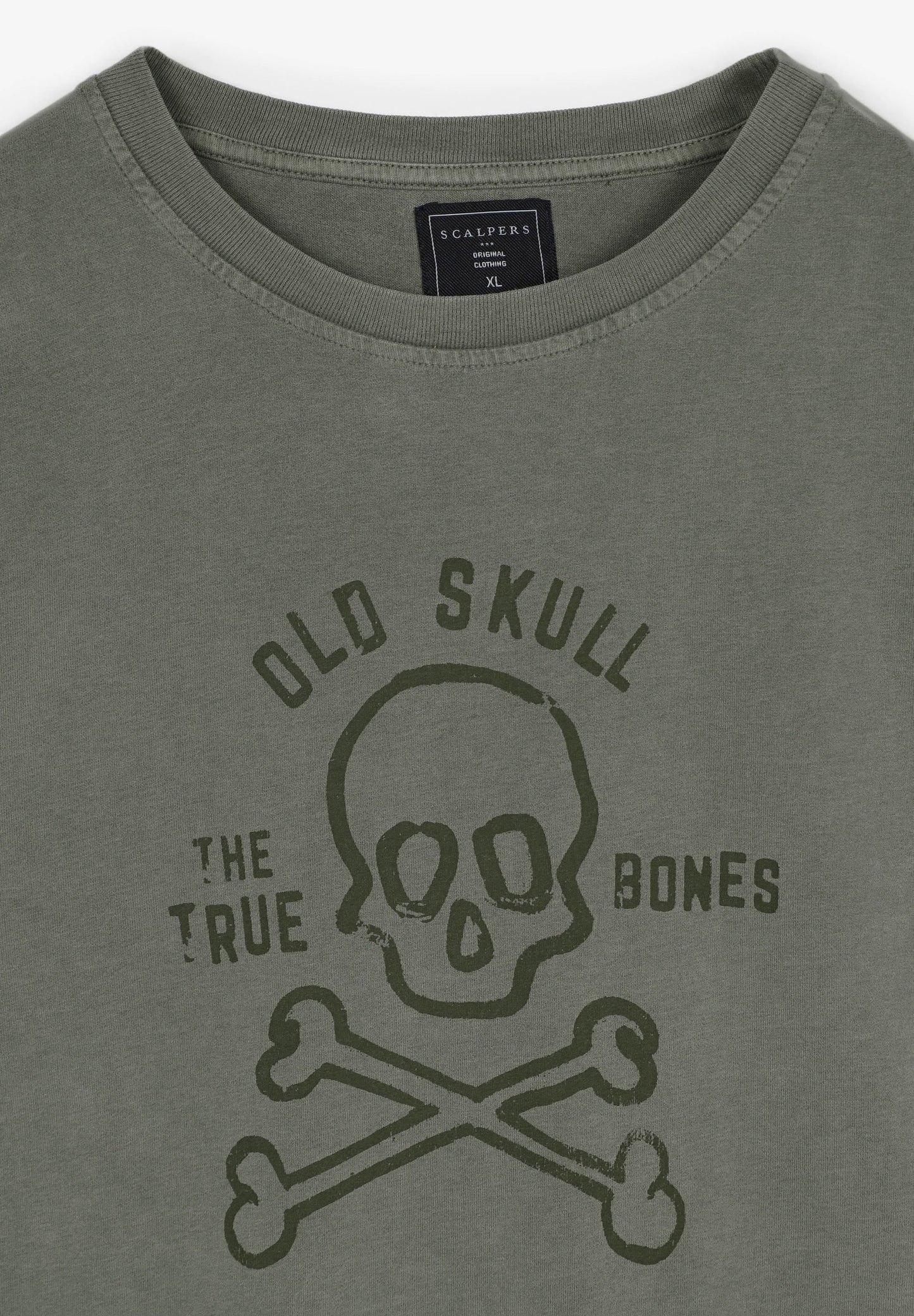 T-SHIRT DESBOTADA COM LOGÓTIPO