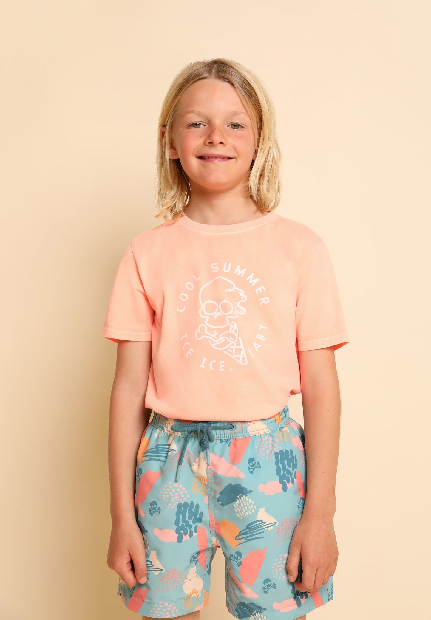 CALÇÕES DE BANHO COM MOTIVOS NAIF