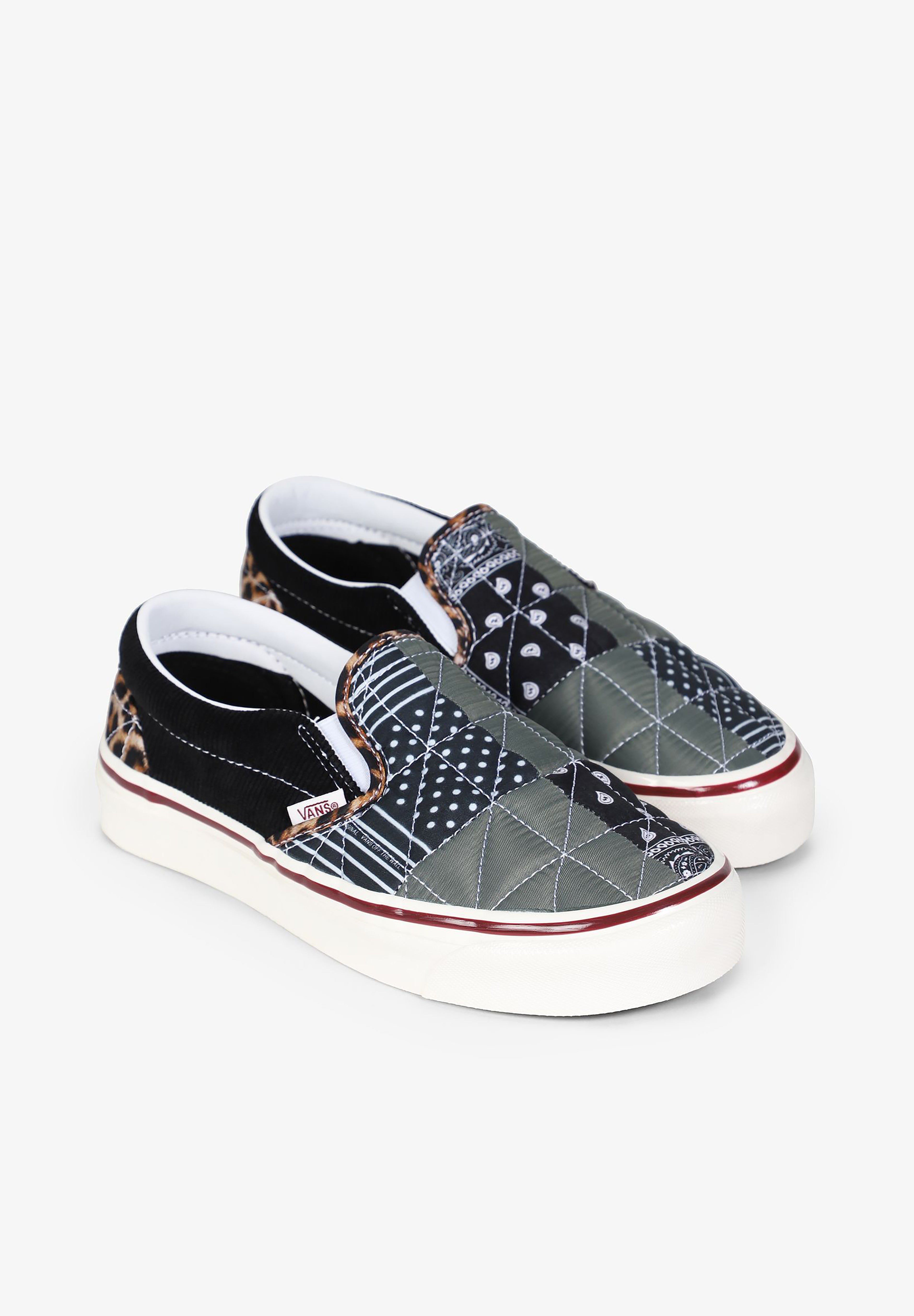 VANS | SNEAKERS CLASSIC SLIP-ON 9