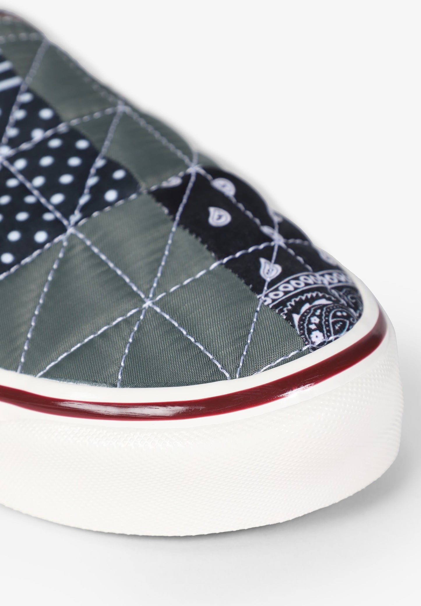 VANS | SNEAKERS CLASSIC SLIP-ON 9