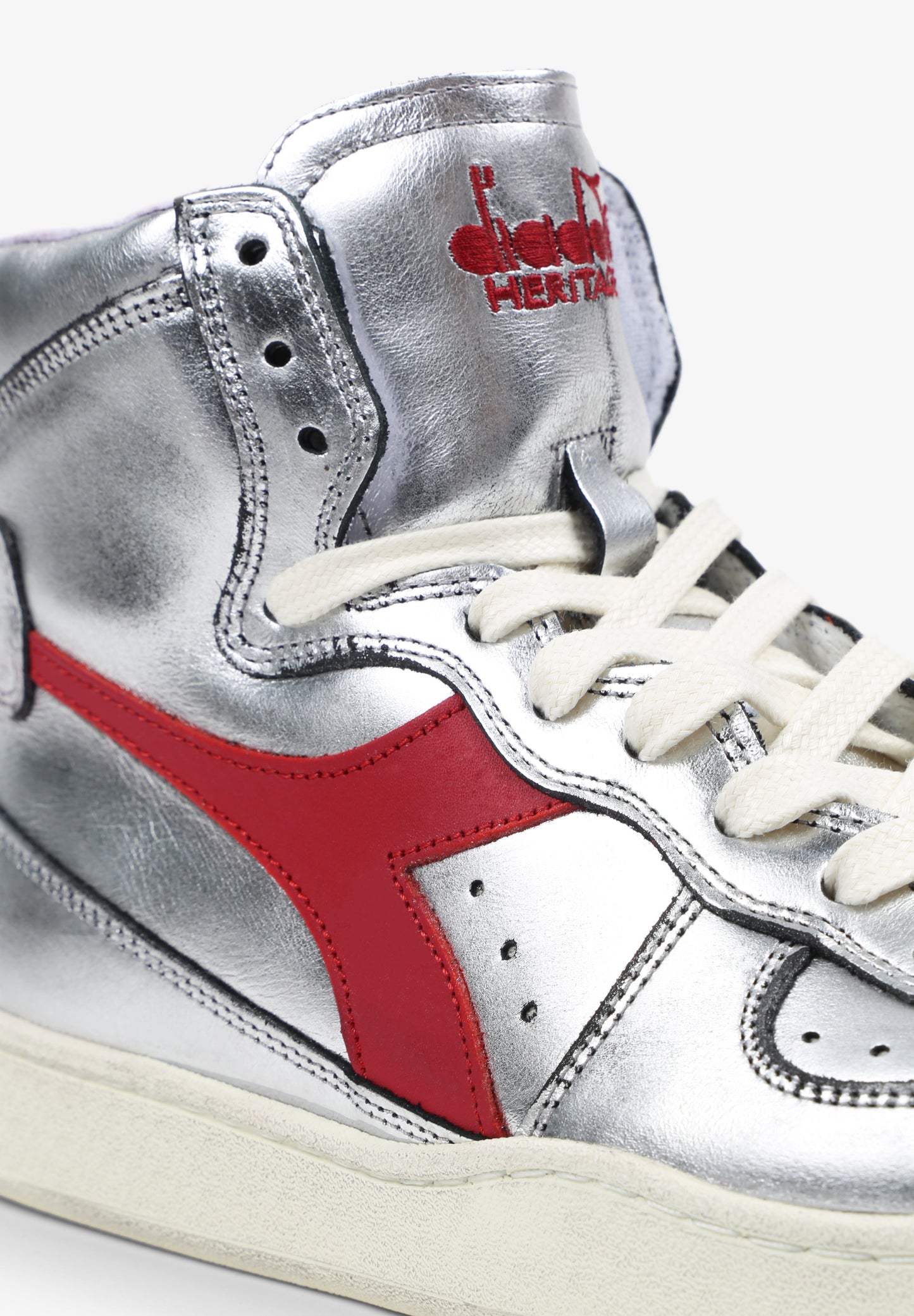 DIADORA | SNEAKERS BASKET SILVER USED