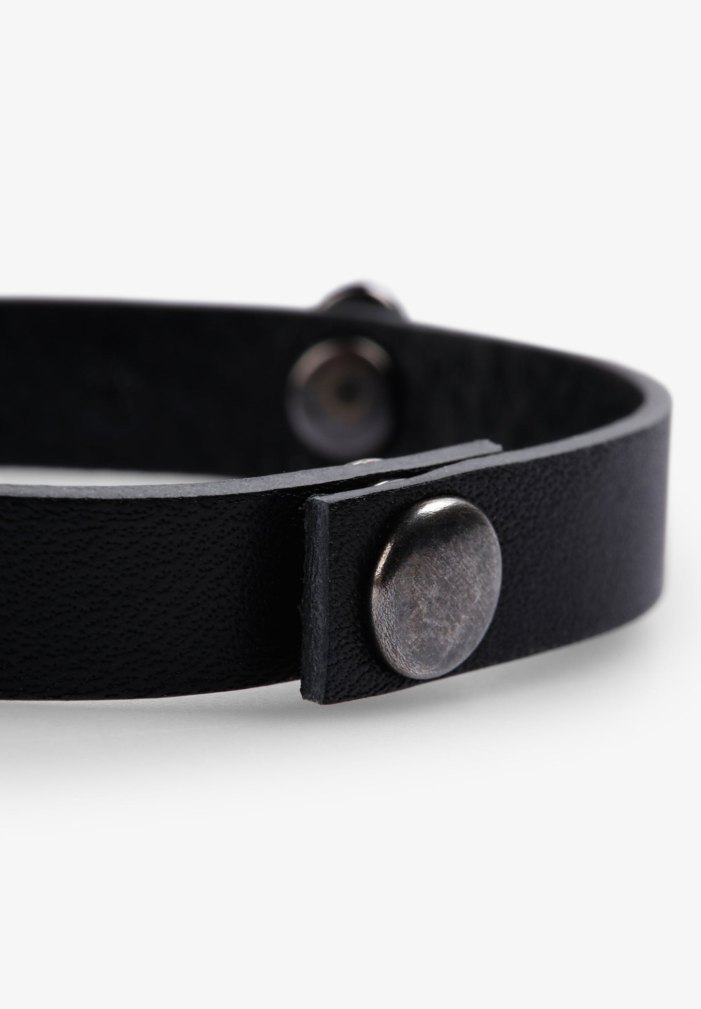 PULSEIRA TACHAS COM LOGÓTIPO