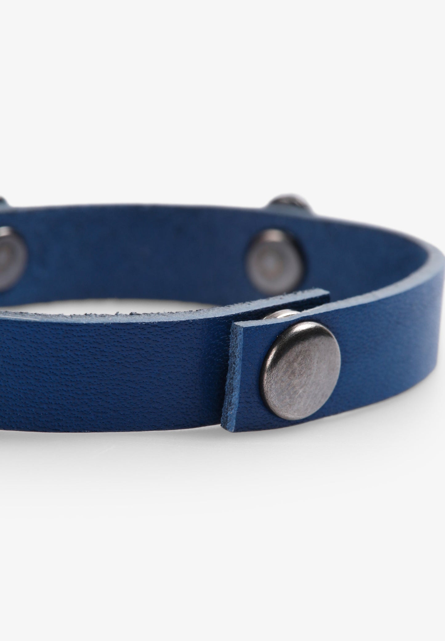 PULSEIRA TACHAS COM LOGÓTIPO