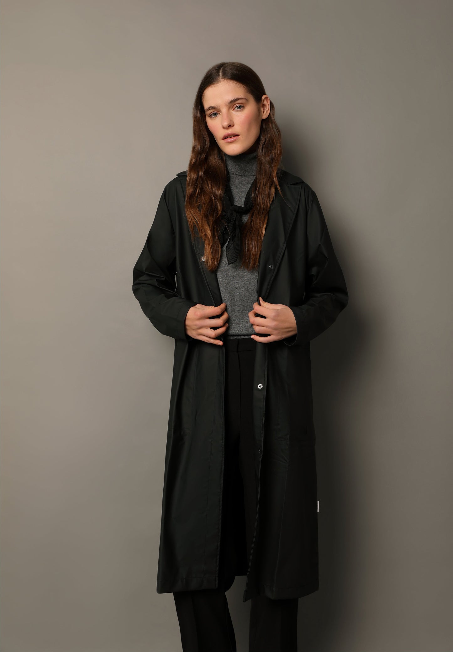 RAINS | CASACO IMPERMEÁVEL