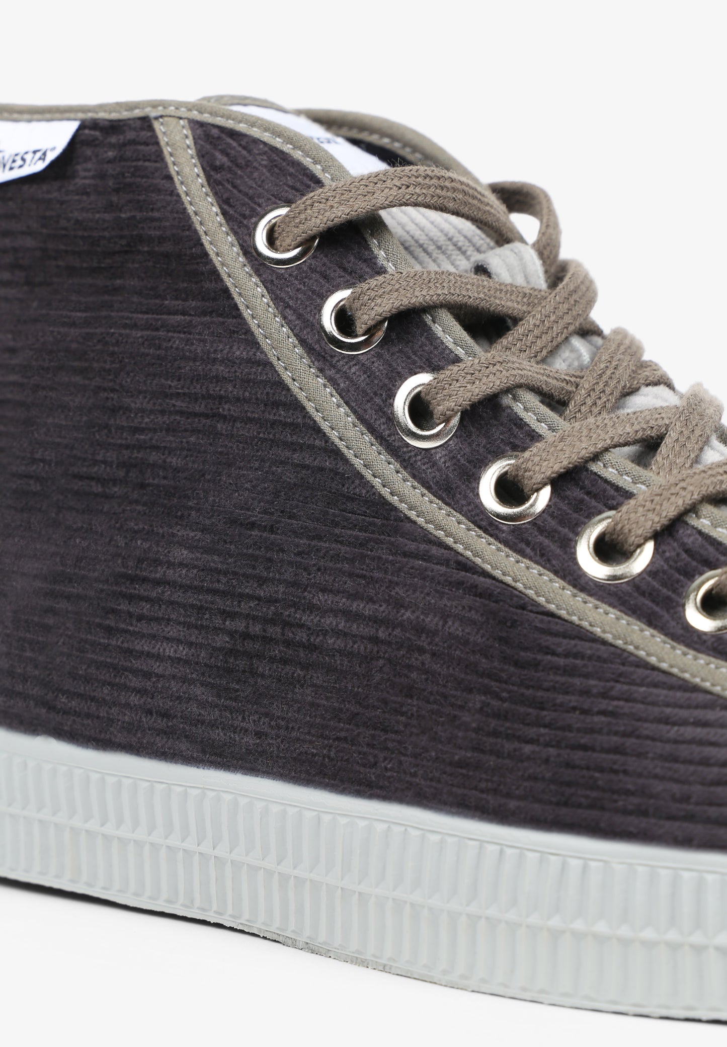 NOVESTA | ZAPATILLAS BICOLOR