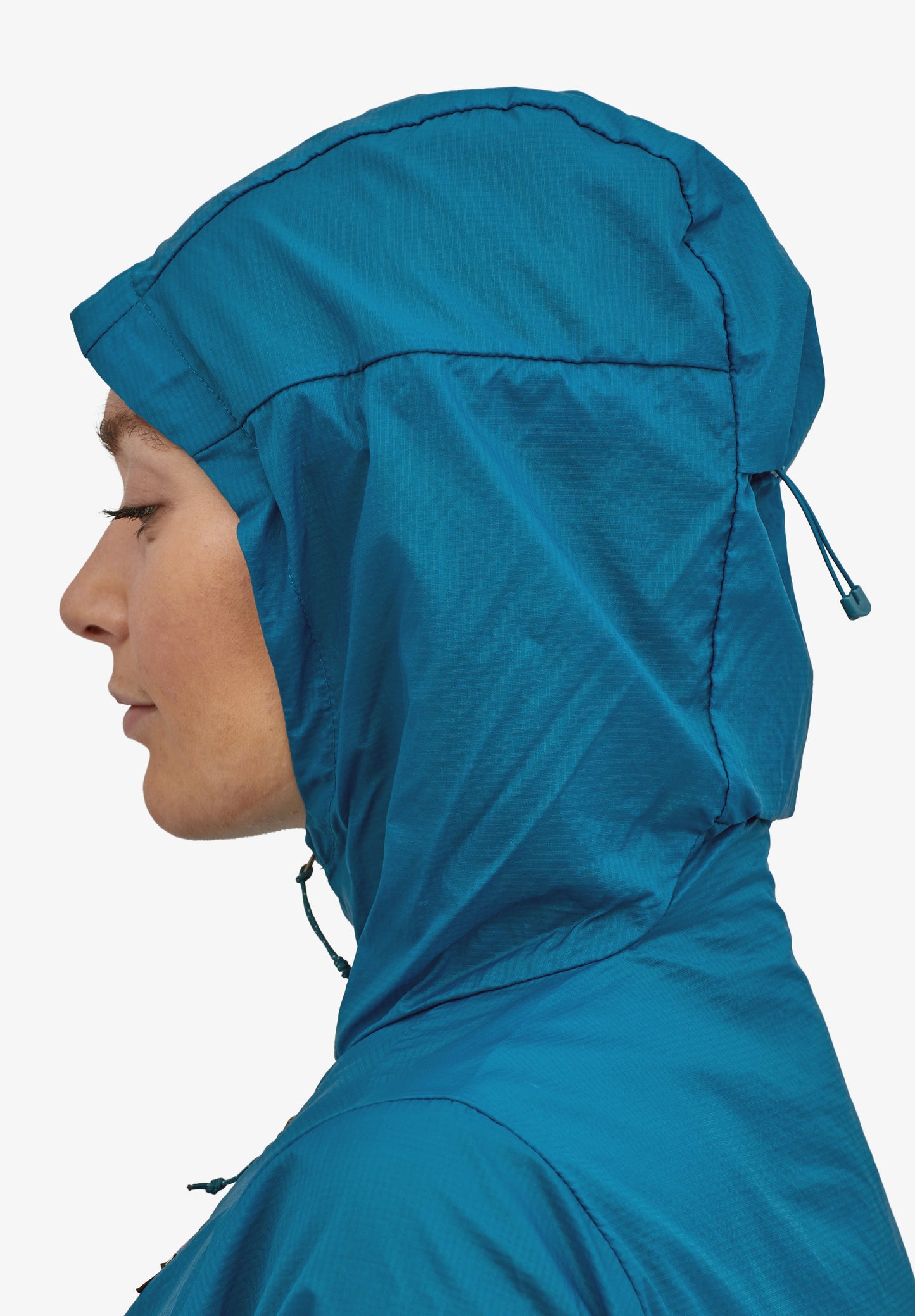 PATAGONIA | CASACO TÉCNICO COM CAPUZ DE MULHER