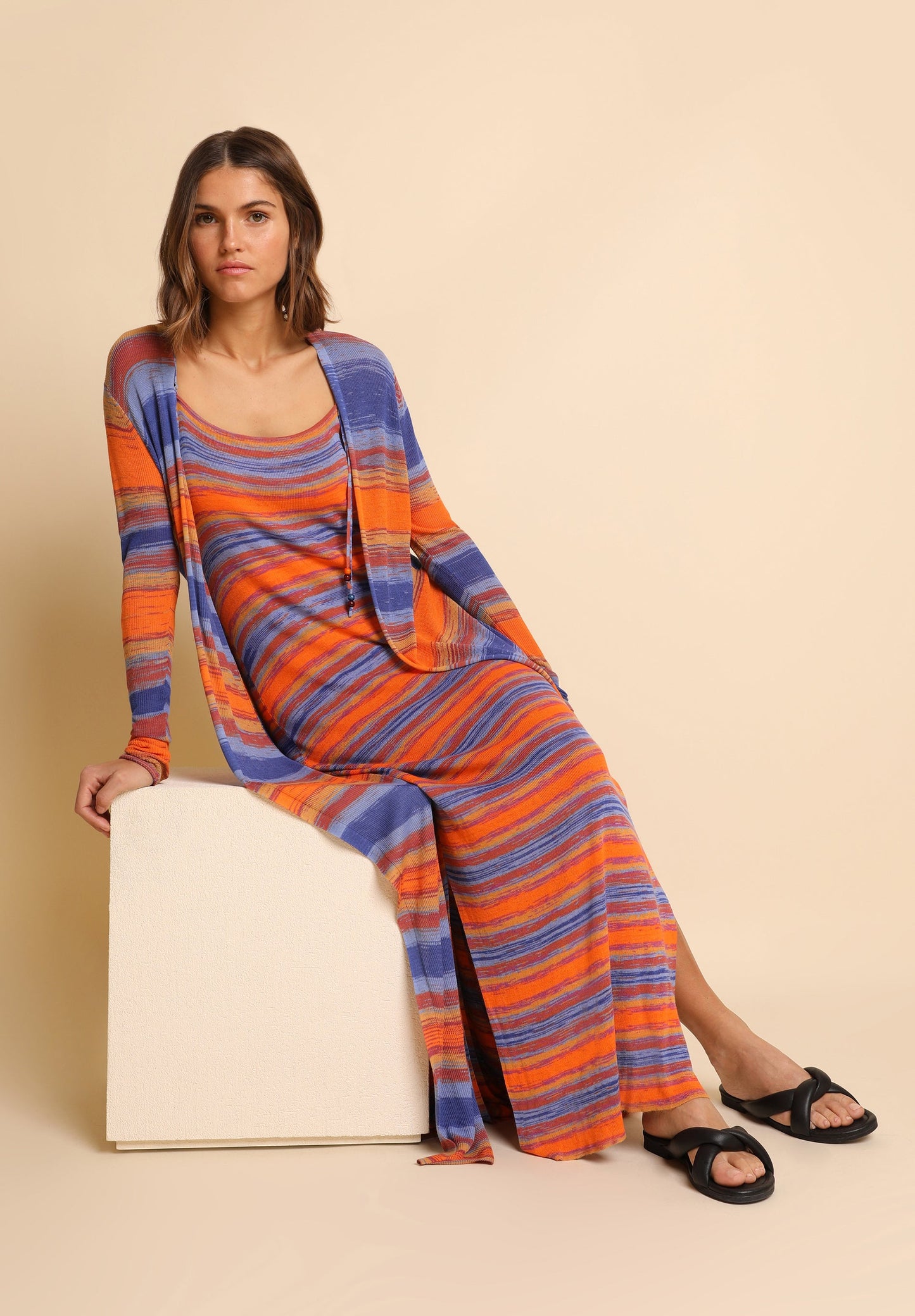 CARDIGAN DE MALHA ÀS RISCAS