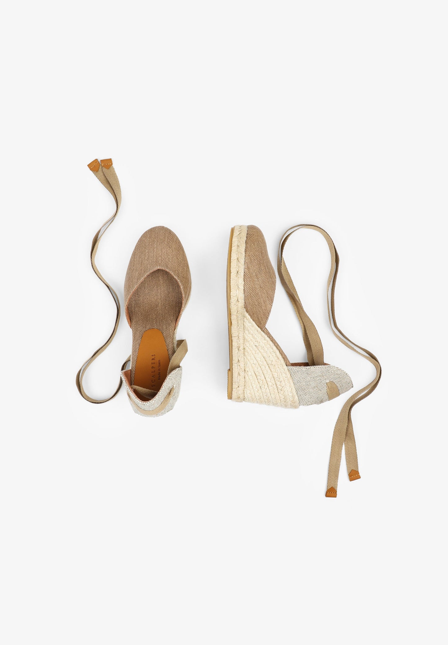 ALPERGATA DE CUNHA COM TIRAS