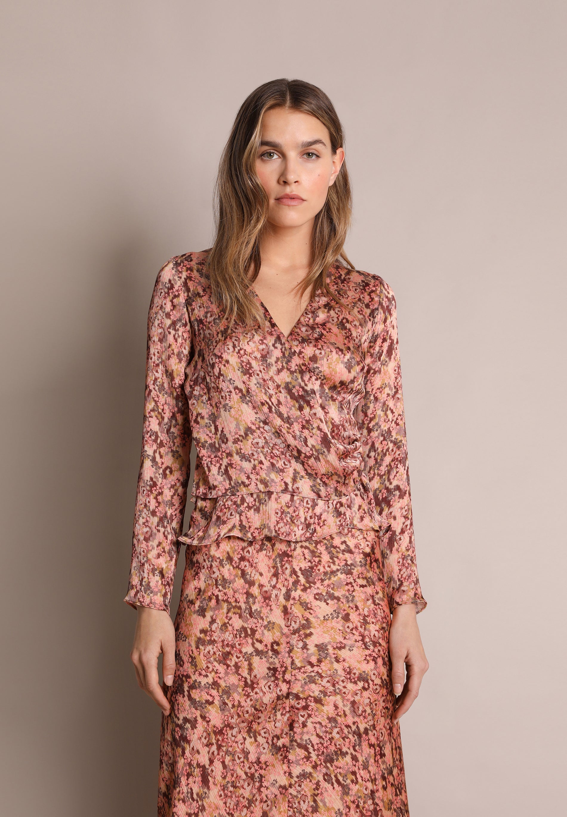 CAMISA ESTAMPADA CRUZADA