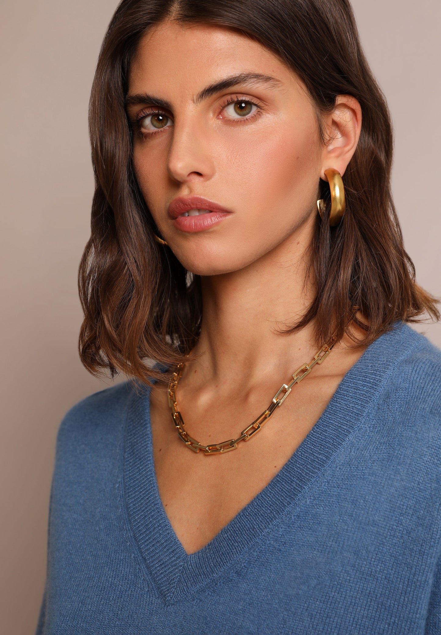 SWEATER CAXEMIRA COM DECOTE EM V