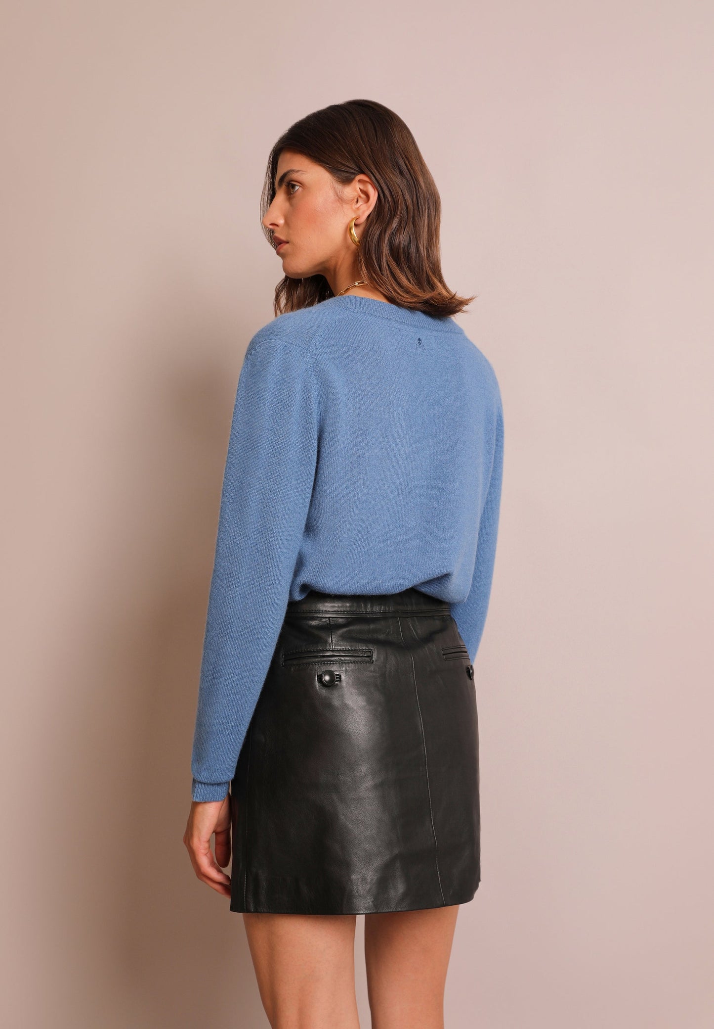 SWEATER CAXEMIRA COM DECOTE EM V